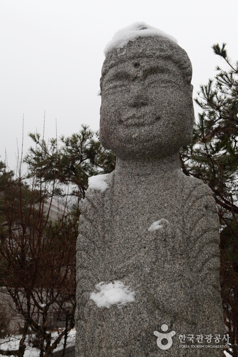 석조여래입상