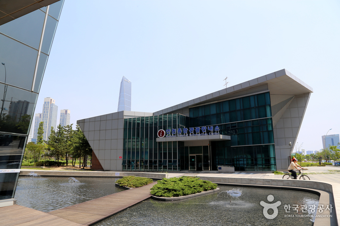 thumbnail-Songdo Central Park (송도 센트럴파크)-3