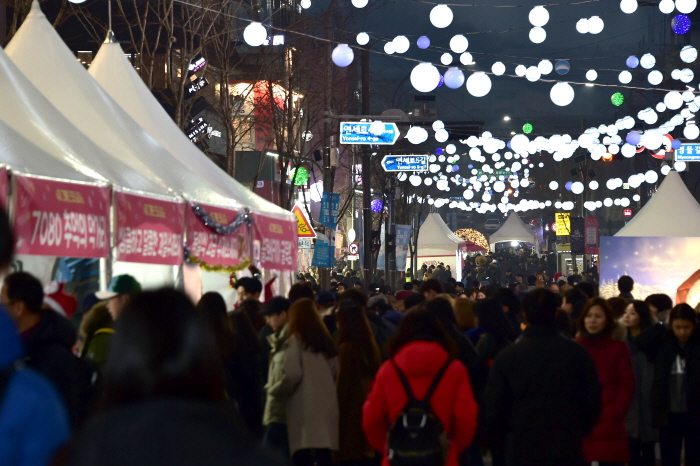 新村圣诞集市신촌 크리스마스마켓3