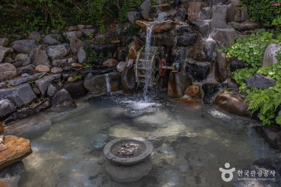 thumbnail-청남대-25