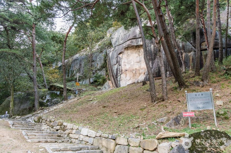 thumbnail-원풍리 마애불병좌상-6