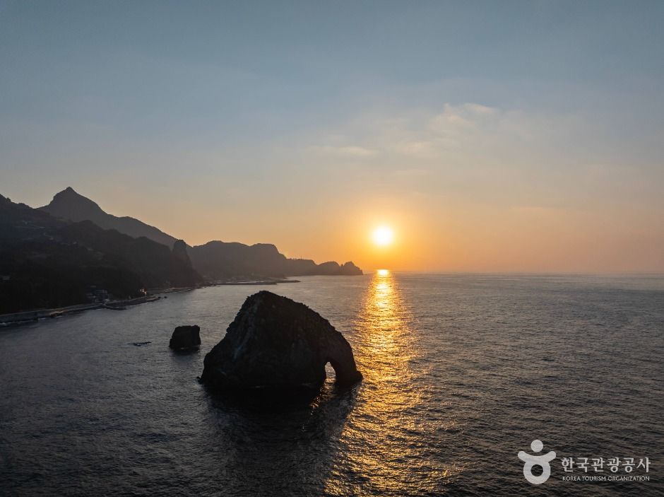 코끼리바위 (울릉도, 독도 국가지질공원)