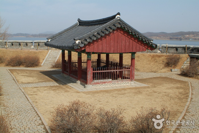 Chojijin Fortress (초지진)