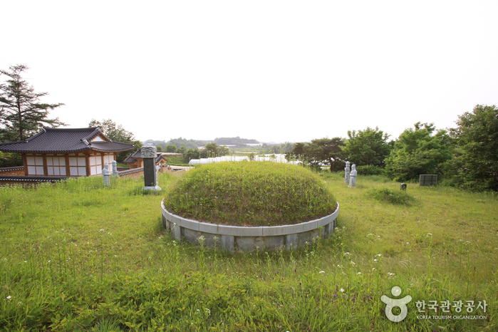 진천 이영남 묘소
