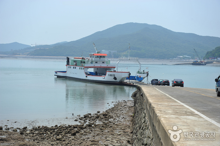 蚕津島（잠진도）