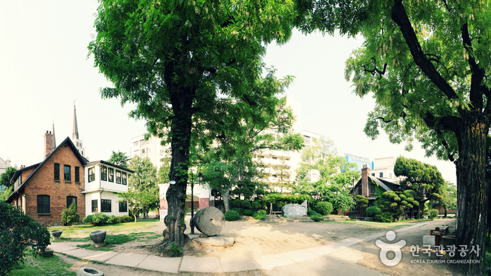 Gasse der modernen Geschichte Daegu (대구 근대골목(근대로의 여행))