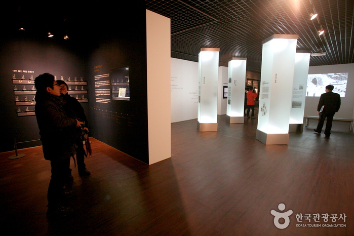 Daejeon Modern History Exhibition Hall (대전근현대사전시관(옛 충남도청사 본관))