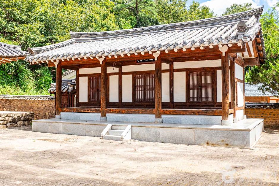 우곡서원