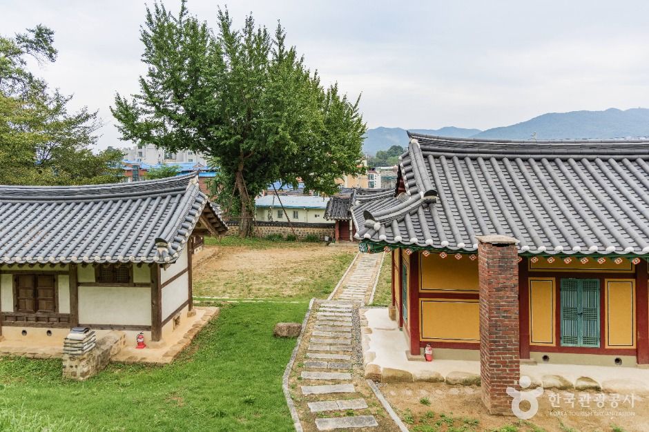 thumbnail-양지향교-6