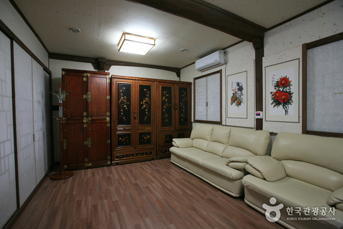 Gangneung Seongyojang House (강릉 선교장)