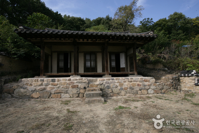 Традиционный гостевой дом Имчхонгак ([명품고택]임청각)