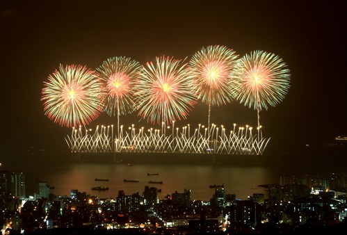 Busan International Fireworks Festival (부산 세계불꽃축제)