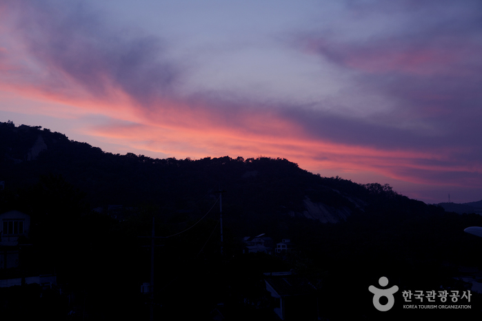 윤동주 시인의 언덕에서 바라본 일몰 