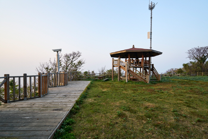 Observatoire Seokpo (석포일출일몰전망대)