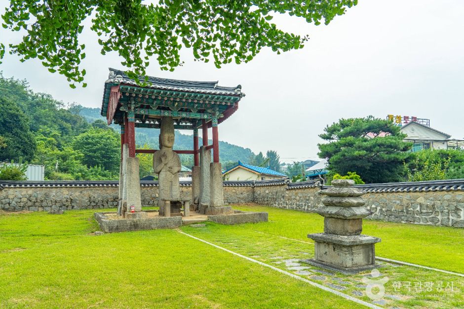 thumbnail-매산리석불입상-14