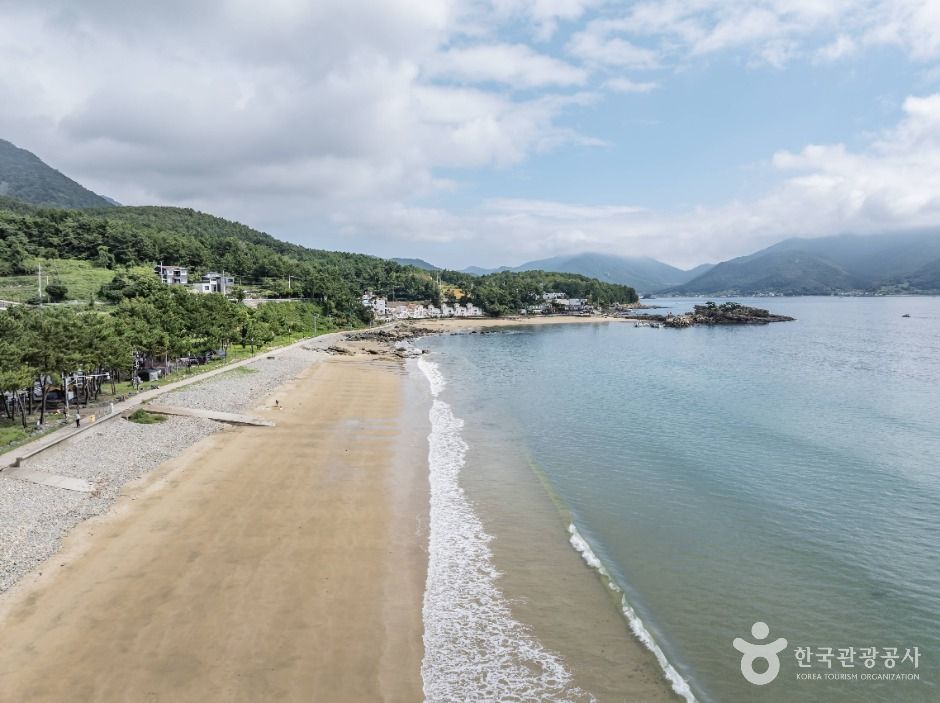 두곡월포해수욕장