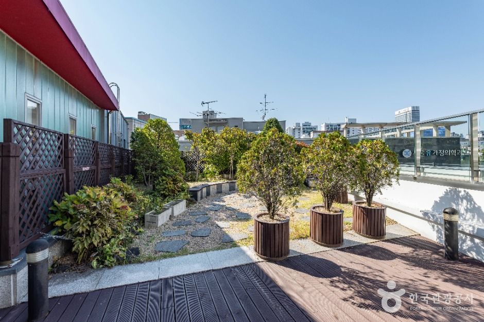 서초구립반포도서관