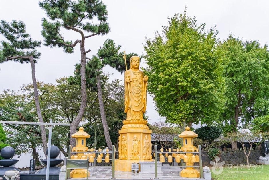 thumbnail-보덕사(제주)-3