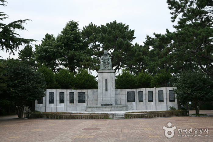 Ile de Dongbaekseom (동백공원)