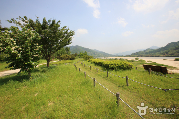 Parque Pyeongsari (평사리공원)
