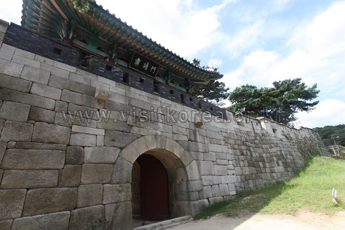 Mt. Bugaksan (북악산)