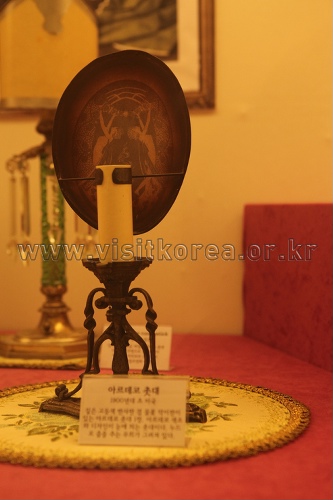 Lighting Museum (필룩스 조명박물관)