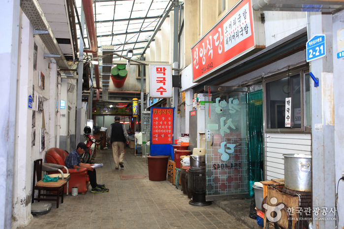 春川浪漫市场(原，中央市场)춘천 낭만시장 (구. 중앙시장)6