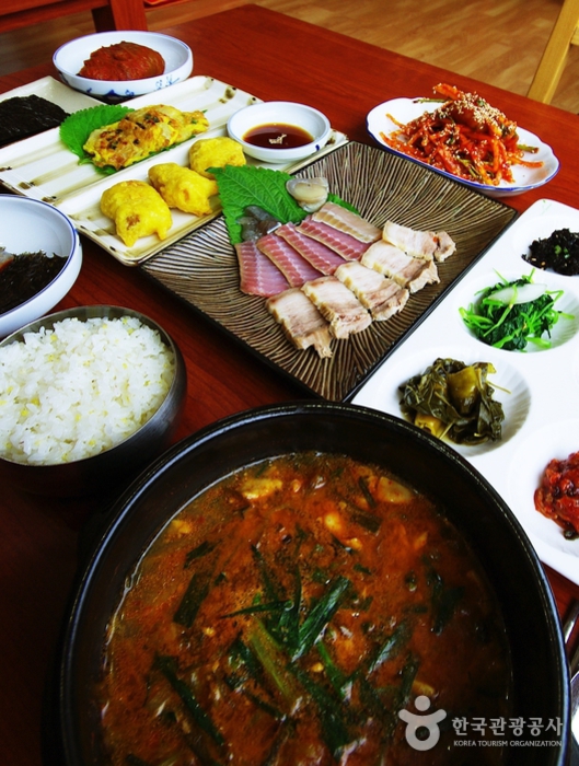 영산포 홍어거리에서 맛본 홍어 요리들