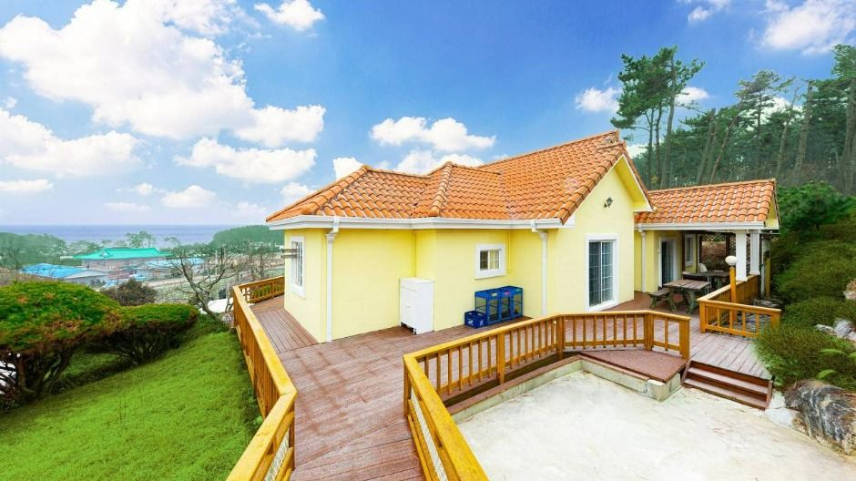 태안_데네브펜션_외부 (1)