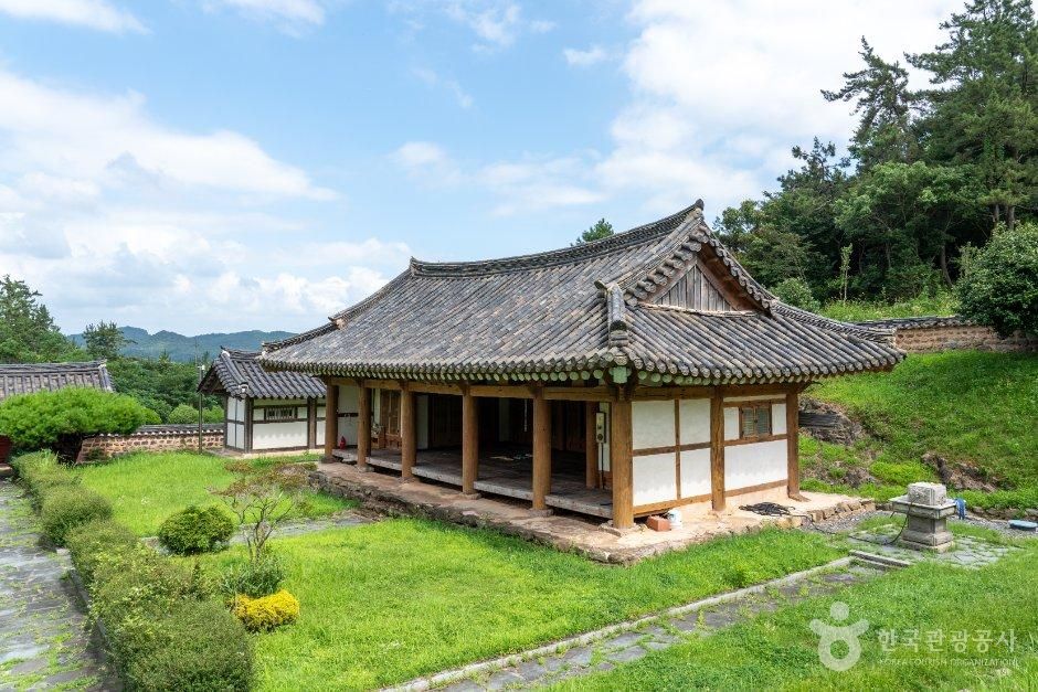 thumbnail-자산서원-2