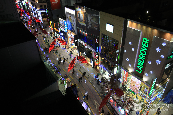 Gwangbok-dong Cultural & Fashion Street (광복로문화패션거리)