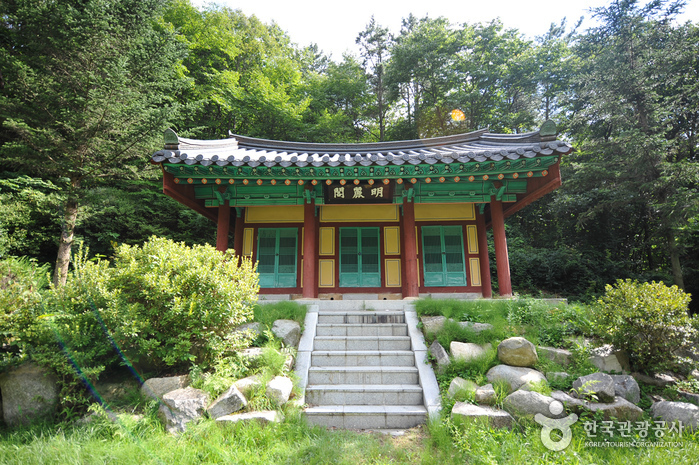 Maisan Provincial Park (마이산도립공원)