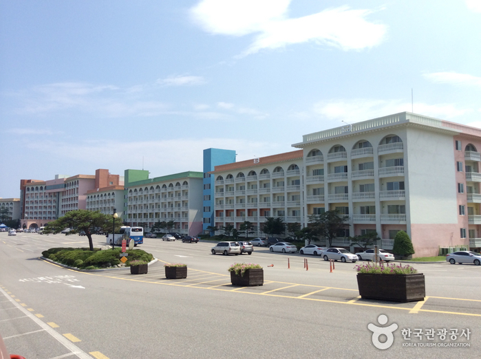 Hanwha Resort Seorak (한화리조트 설악)