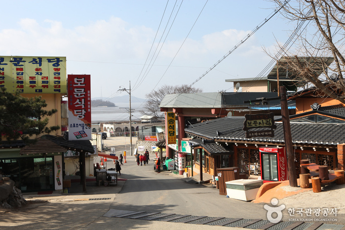 席毛岛(석모도)