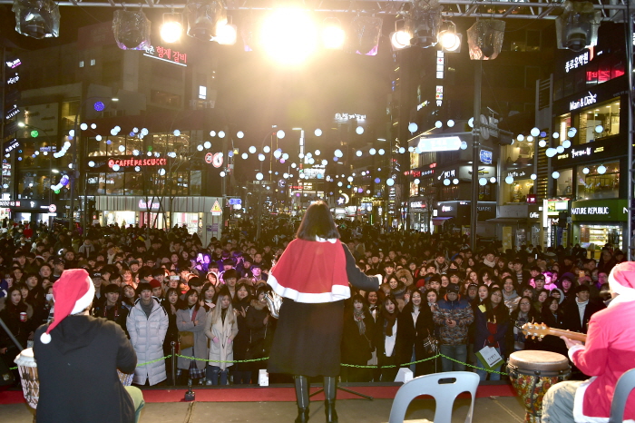 新村圣诞集市신촌 크리스마스마켓7