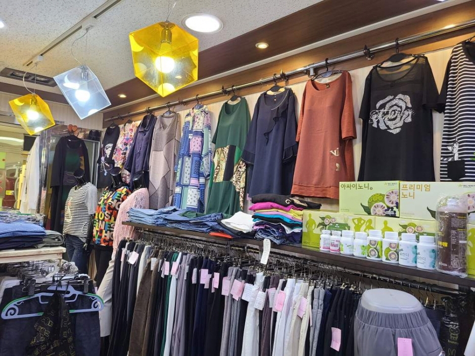 Dorosi - Daehyun Primall Daegu Branch [Tax Refund Shop] (도로시 대현프리몰대구)