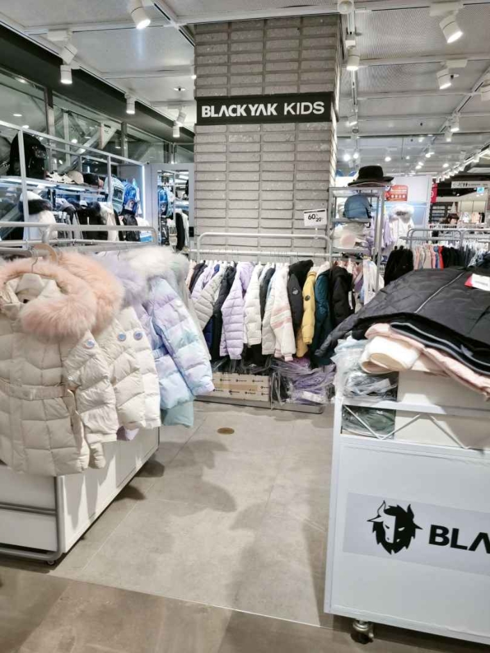 Black Yak Kids - NC Singuro Branch [Tax Refund Shop] (블랙야크키즈 nc신구로)