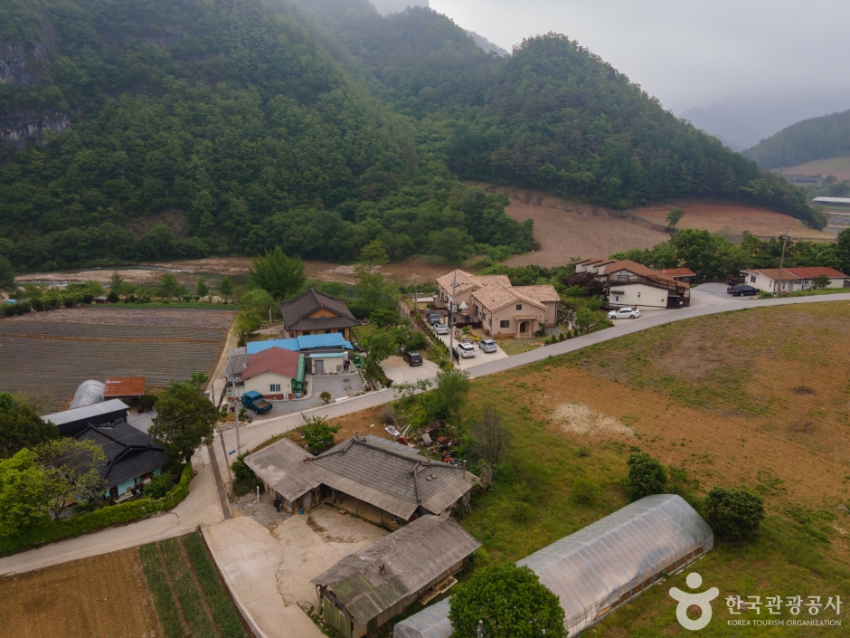 德雨里體驗村(덕우리체험마을)