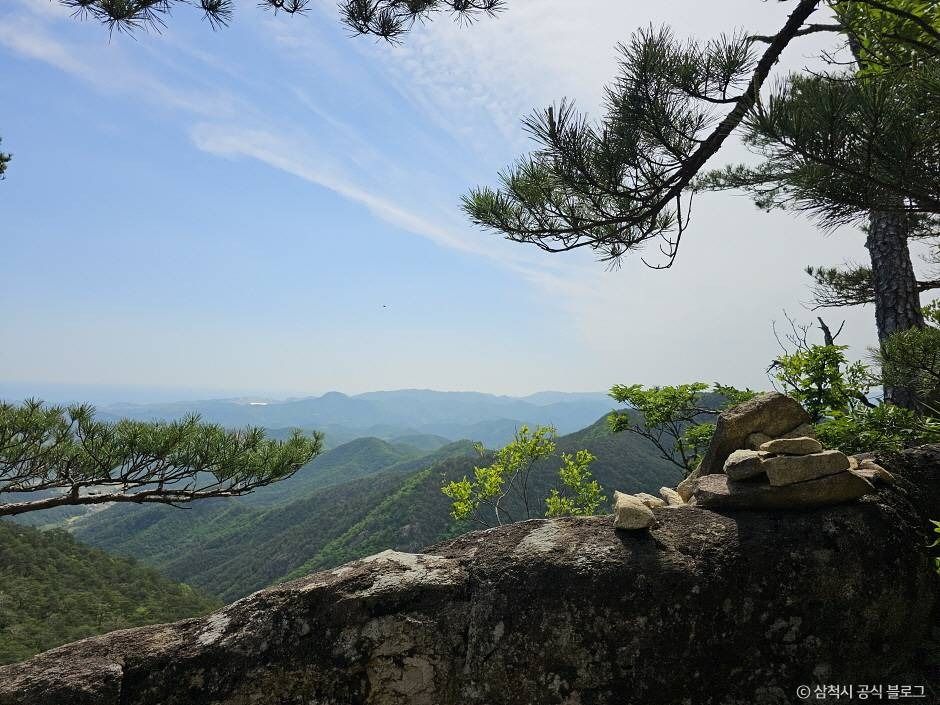 쉰움산