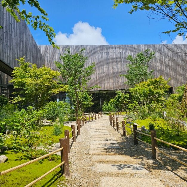 석산(SUKSAN)