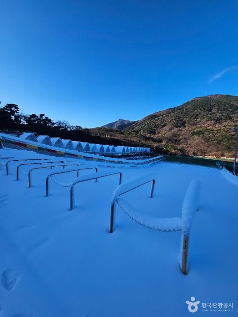 자수정동굴나라썰매장