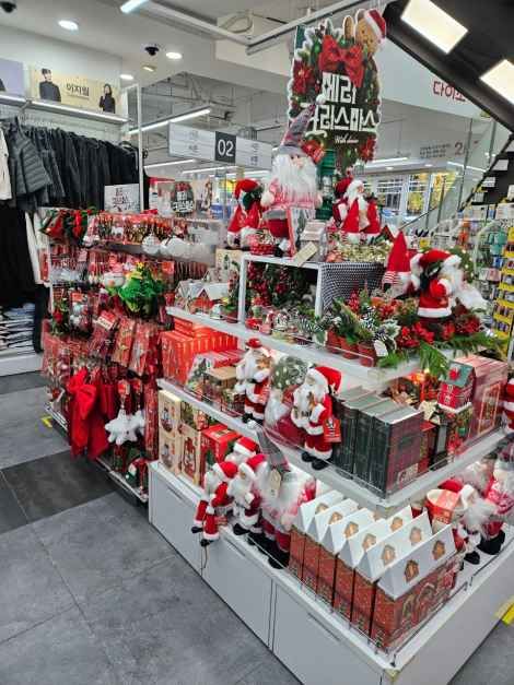 thumbnail-[事後免税店]DAISO（ダイソー）・チョンノ（鐘路）本店(다이소 종로본점)-2