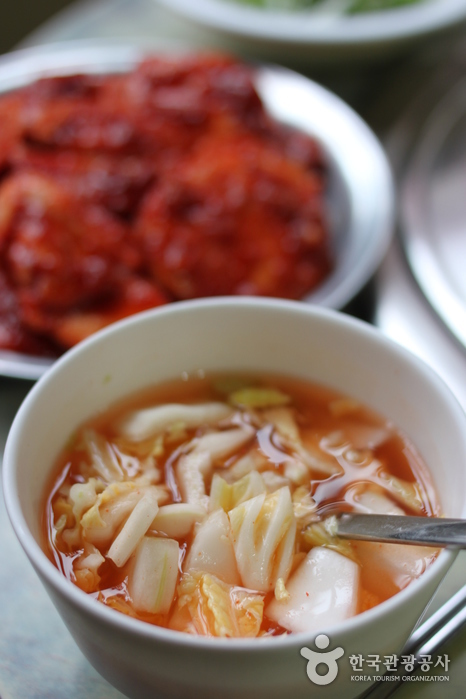 サムソン赤いヤンニョム炭火焼き（삼성 빨간양념 숯불구이）