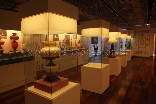 Lighting Museum (필룩스 조명박물관)