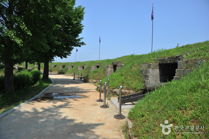 Forteresse Deokjinjin à Ganghwa (강화 덕진진)