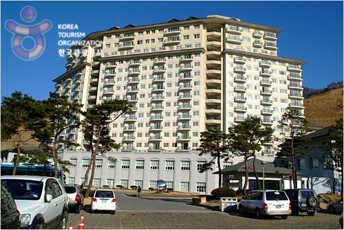 Elysian Gangchon Resort (엘리시안 강촌 리조트)