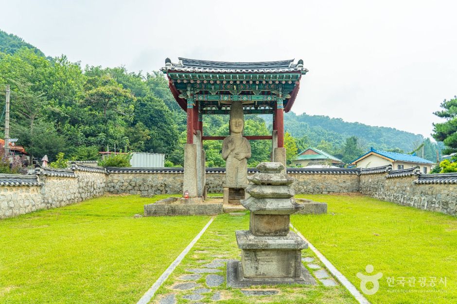 thumbnail-매산리석불입상-17