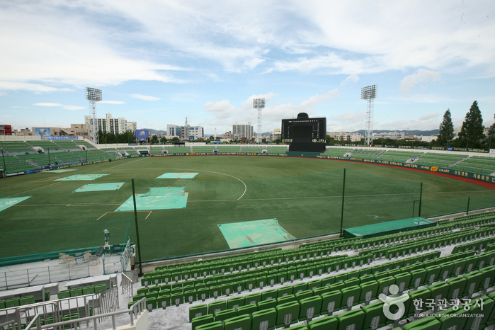 Stade des citoyens de Daegu (대구시민운동장)