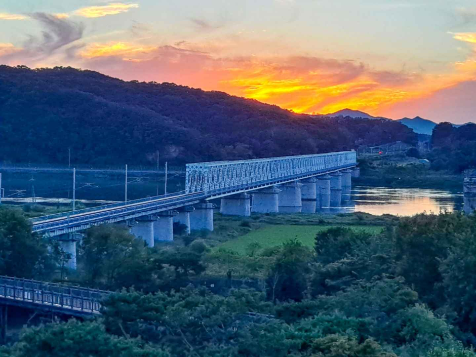 坡州临津阁(和平世界公园) 파주 임진각(평화누리공원)