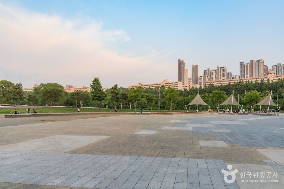 반포한강공원 달빛광장